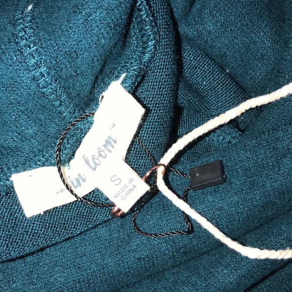 INLOOM small mock turtleneck new with tags - Picture 6 of 8